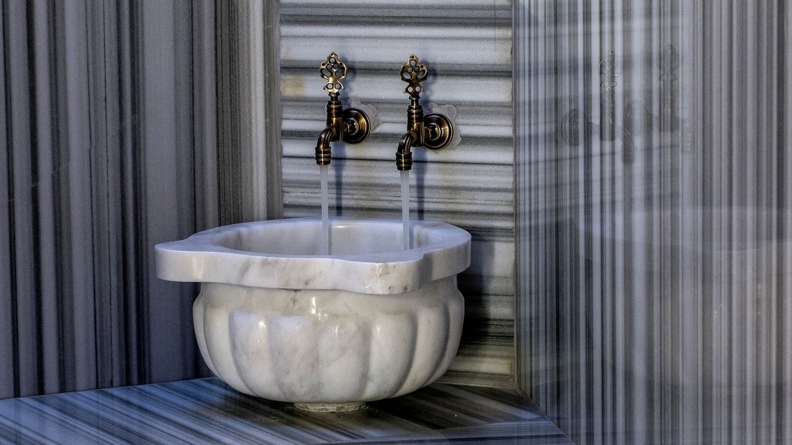 rooms-suite-with-turkish-bath