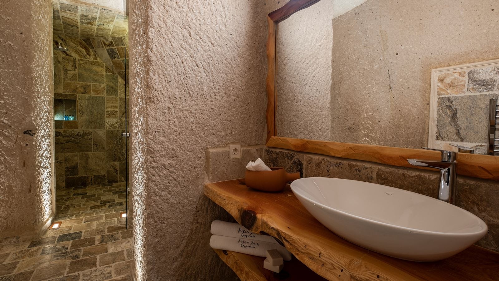 rooms-executive-suite