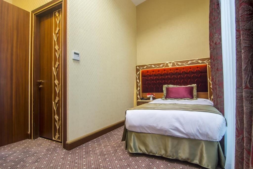 general-main-building