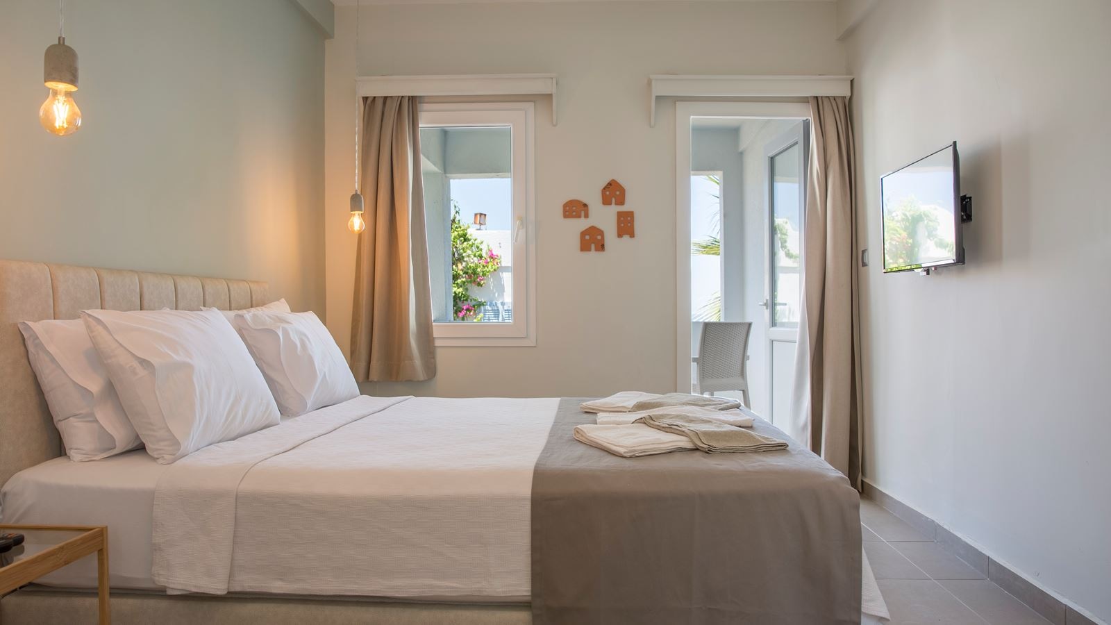 rooms-economy-triple-room