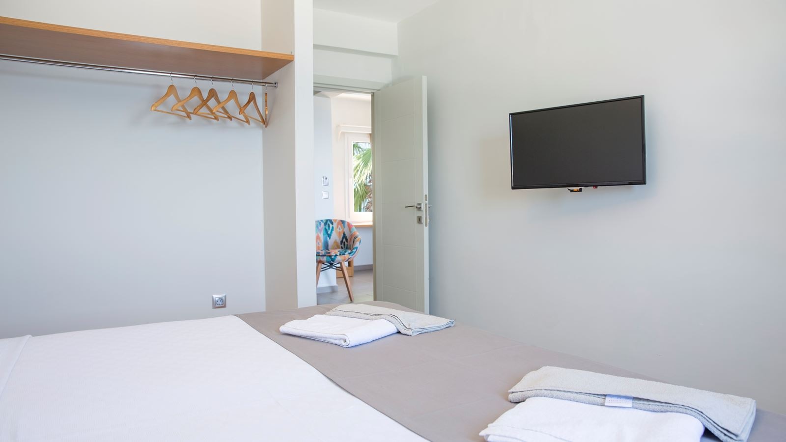 rooms-standard-double-room