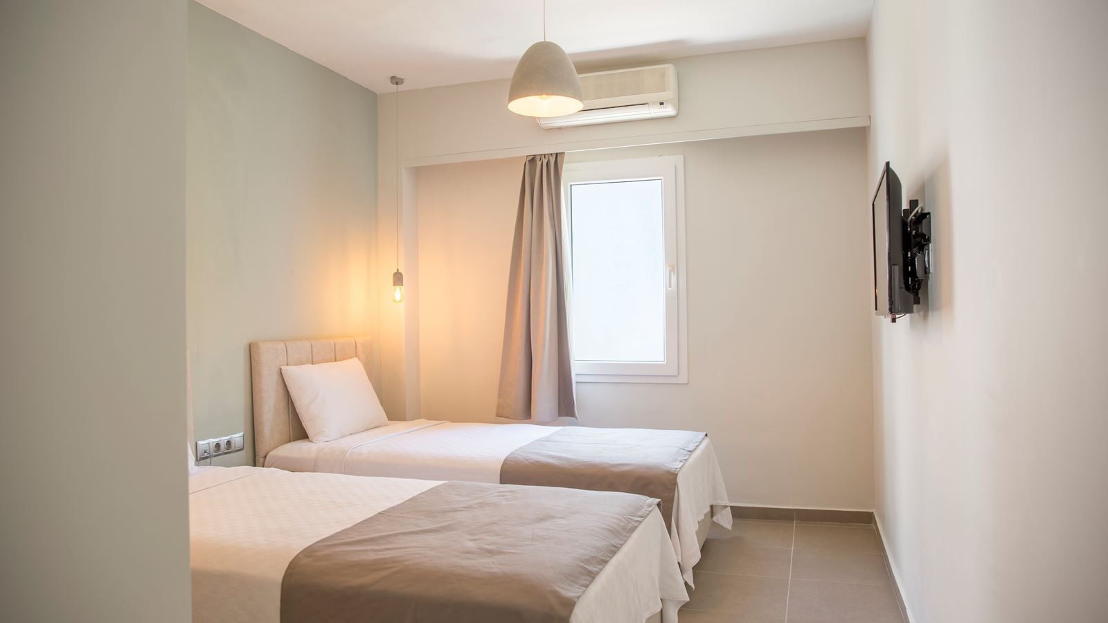 rooms-standard-triple-room