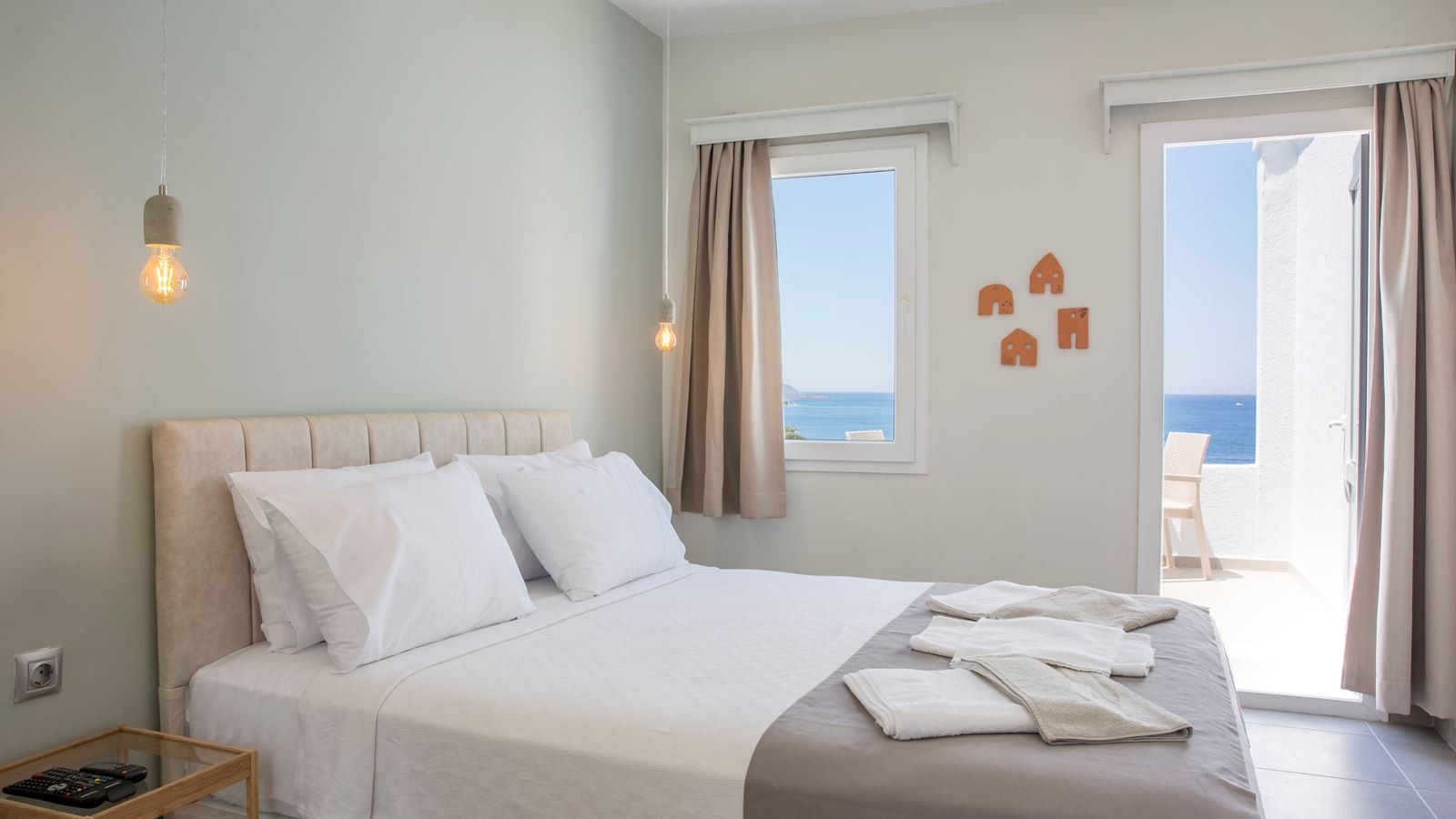 rooms-superior-triple-room