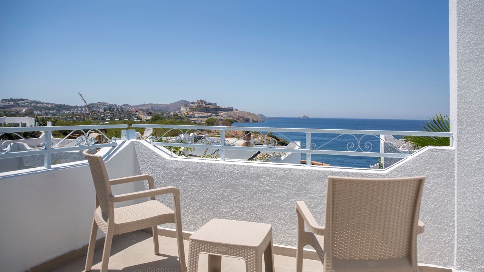 rooms-superior-triple-room