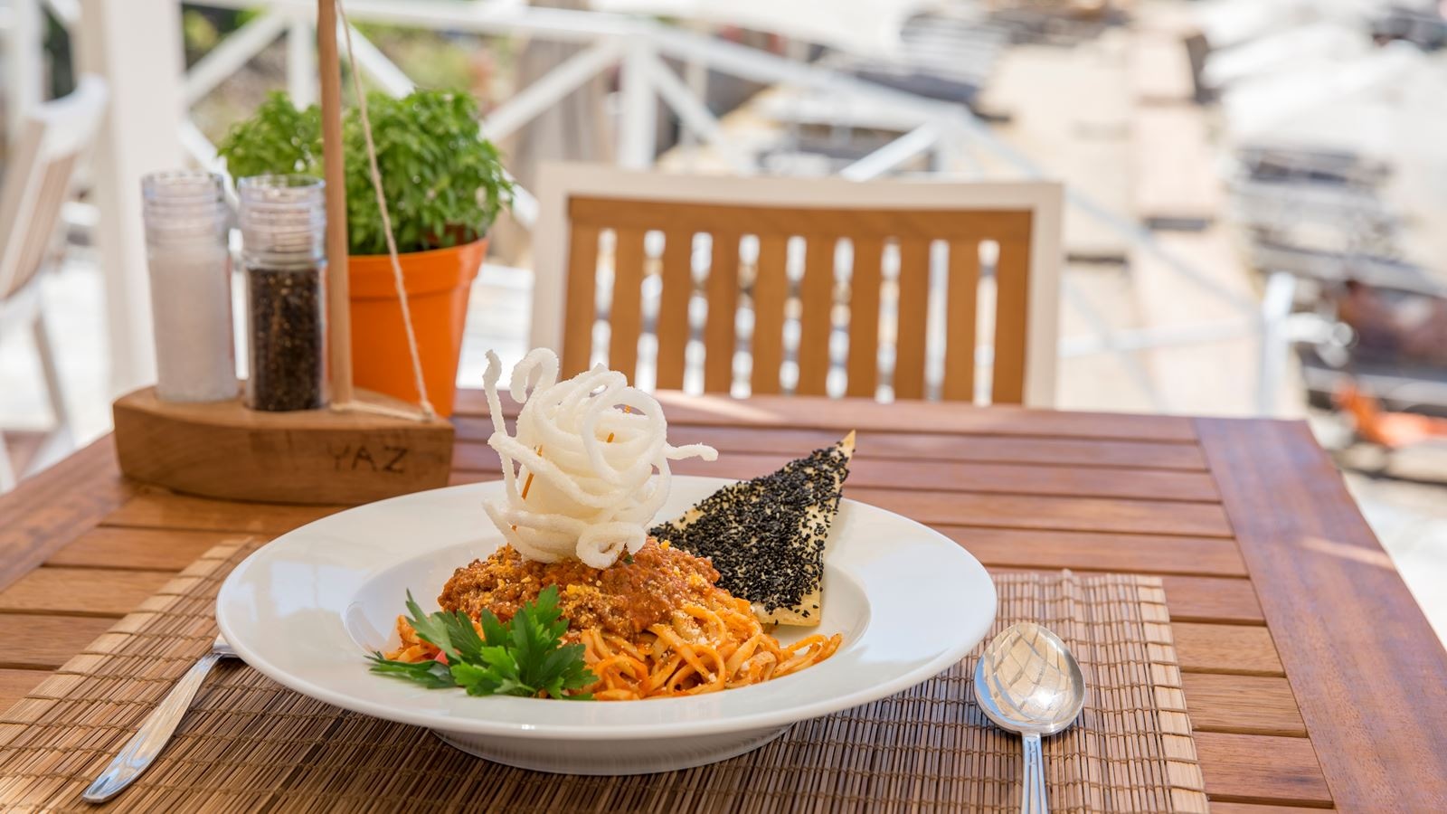 restaurants-snack-bar--restaurant