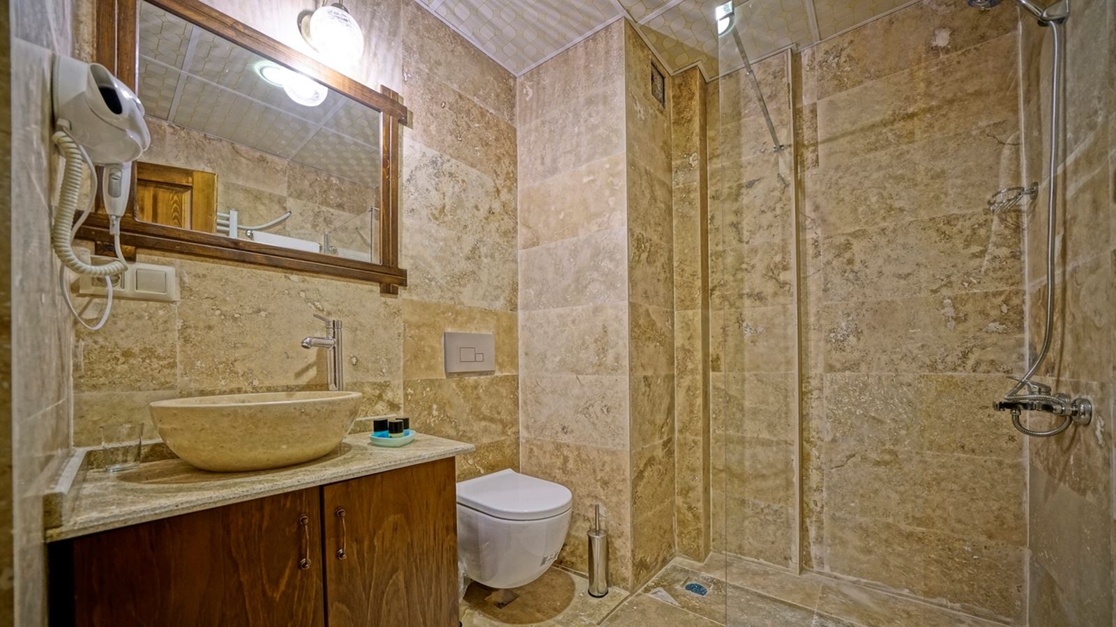 rooms-standard-twin-room