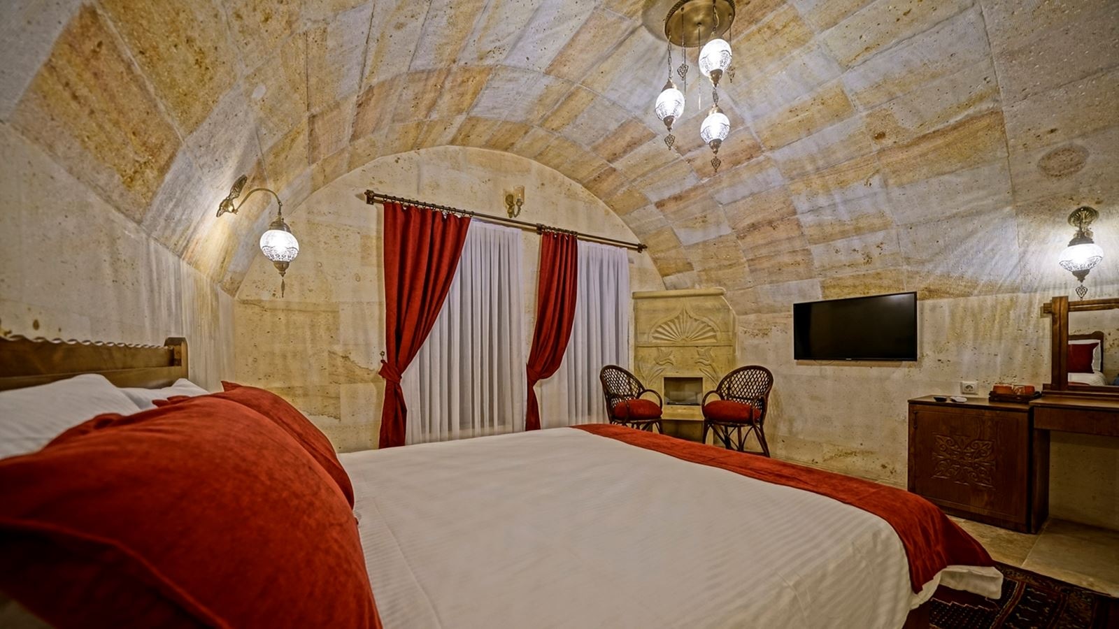 rooms-standard-double-room