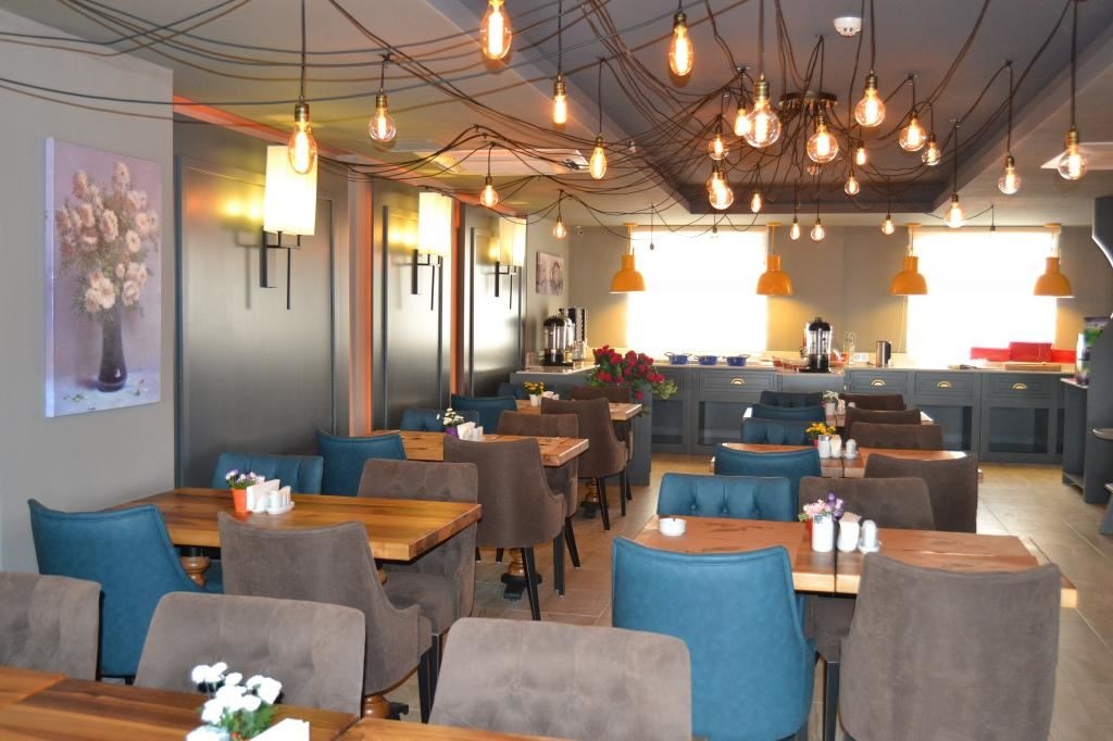 restaurants-zade-restaurant