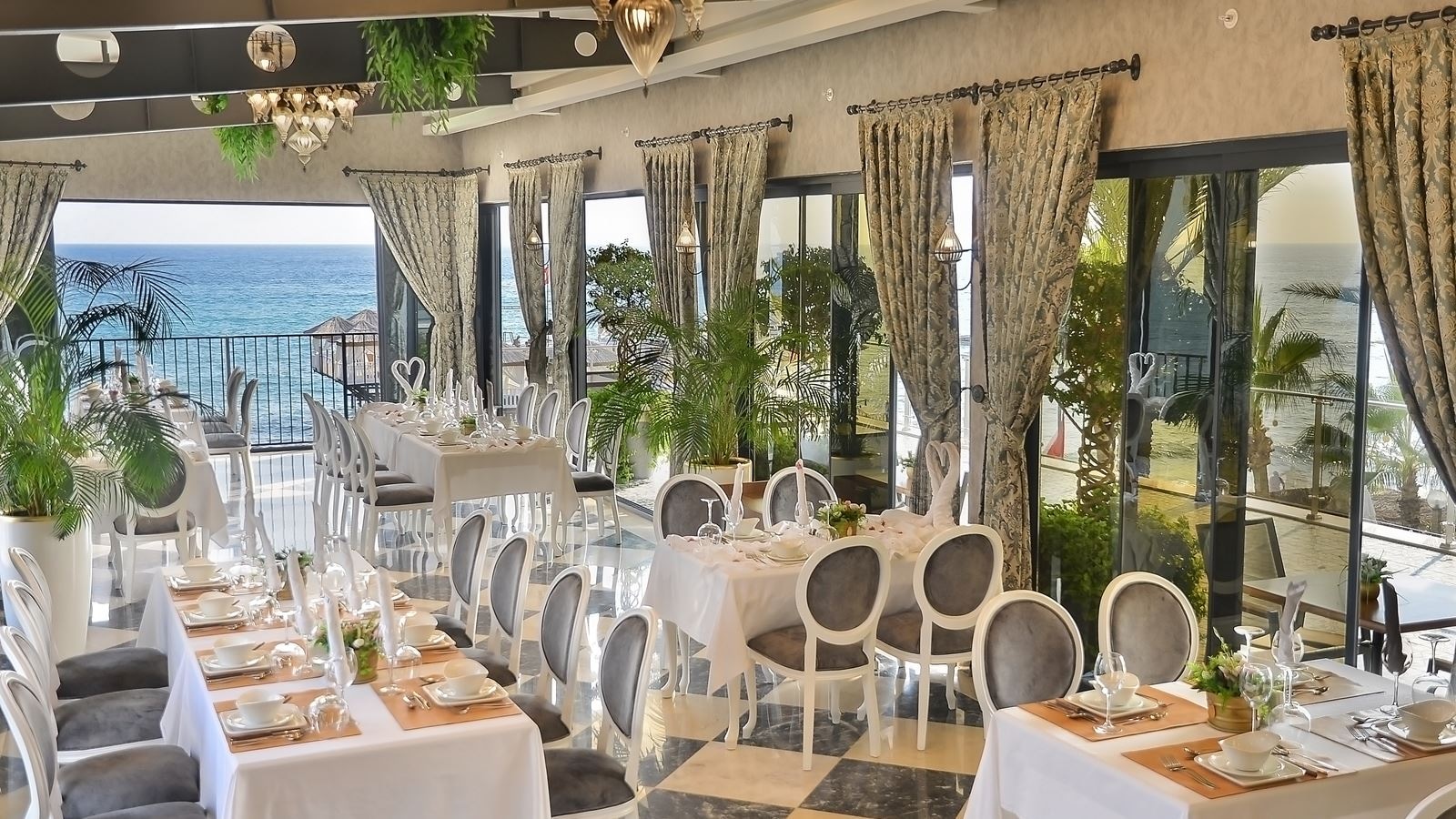 restaurants-ala-carte-restaurant