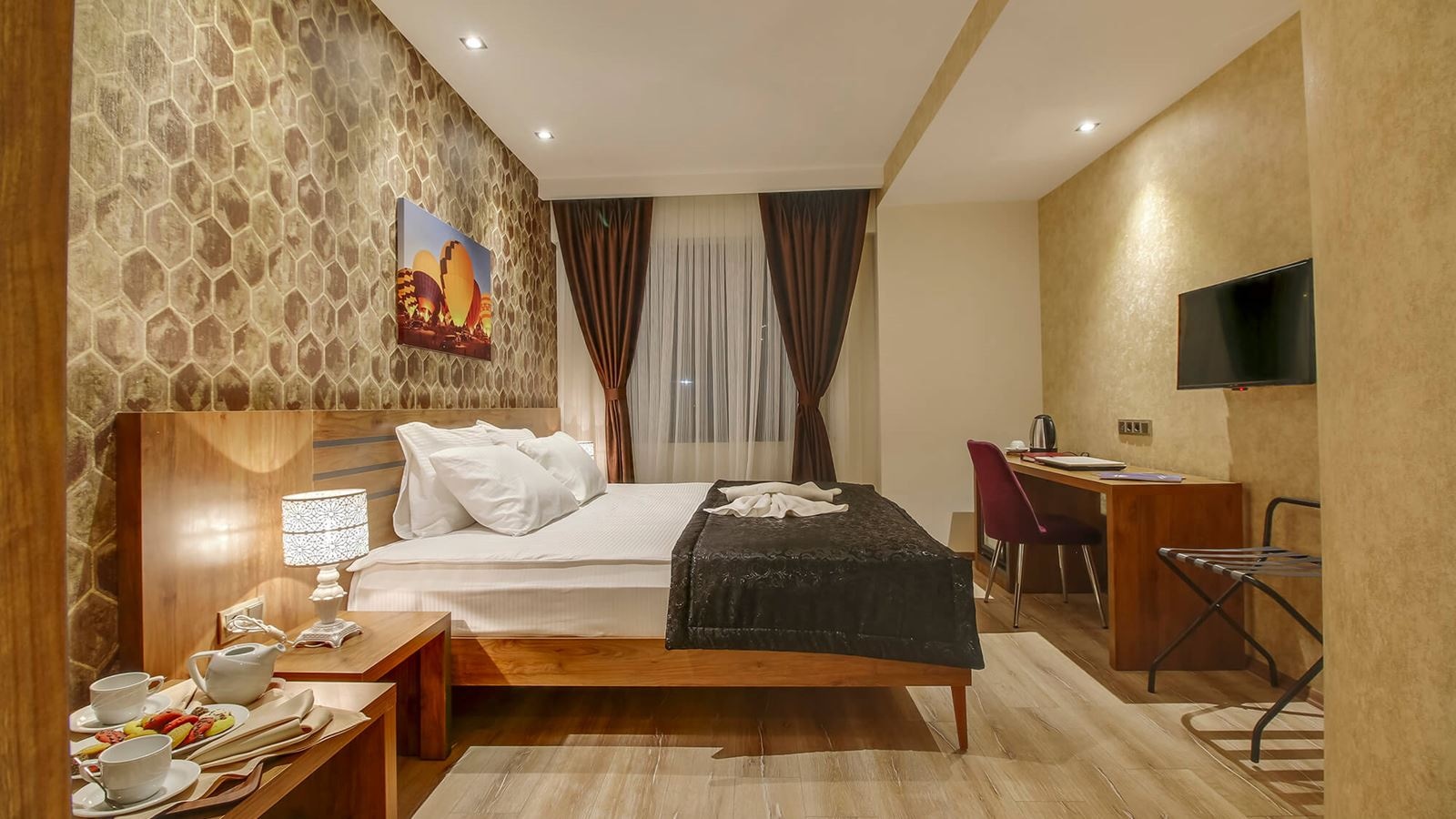 rooms-deluxe-double-room