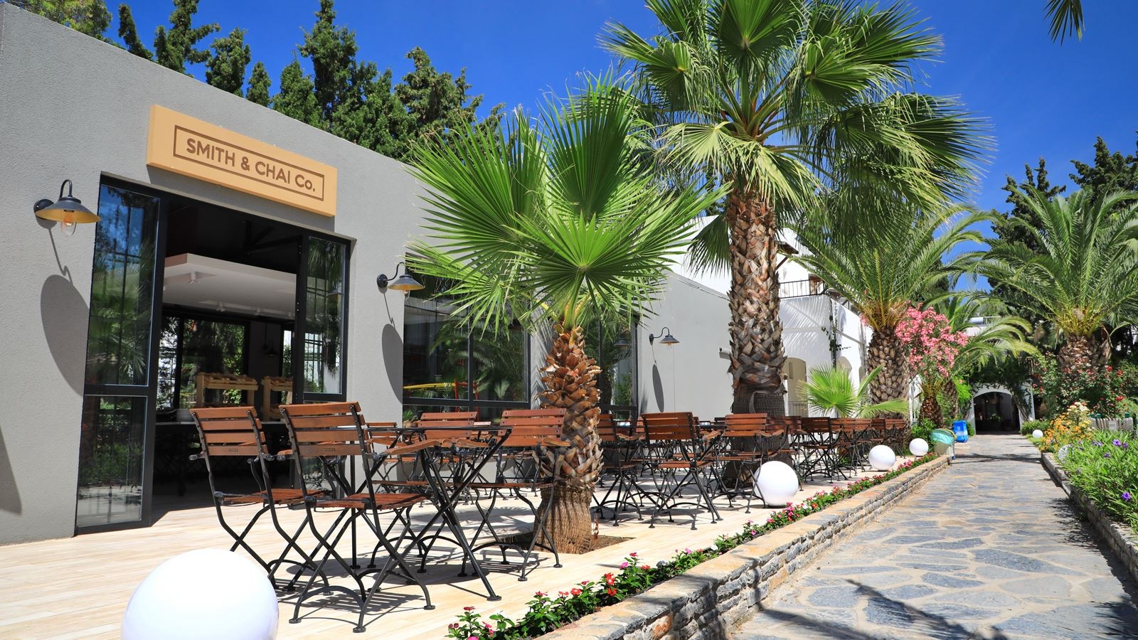 restaurants-restaurants