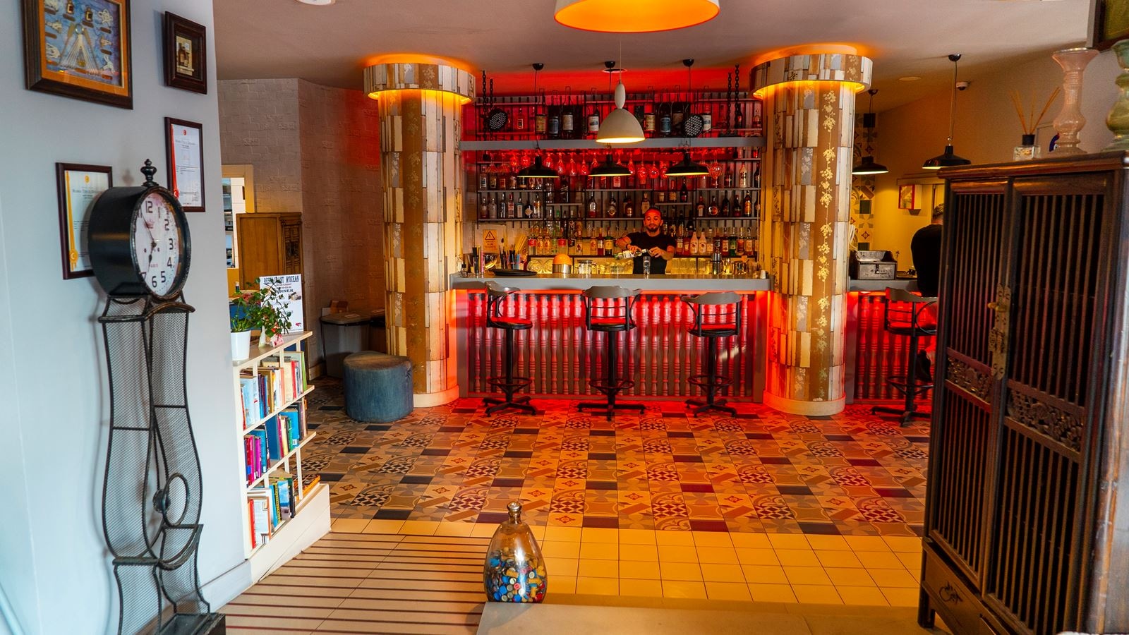 restaurants-mocean-restaurant