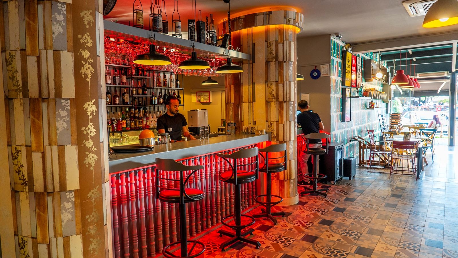 restaurants-mocean-restaurant