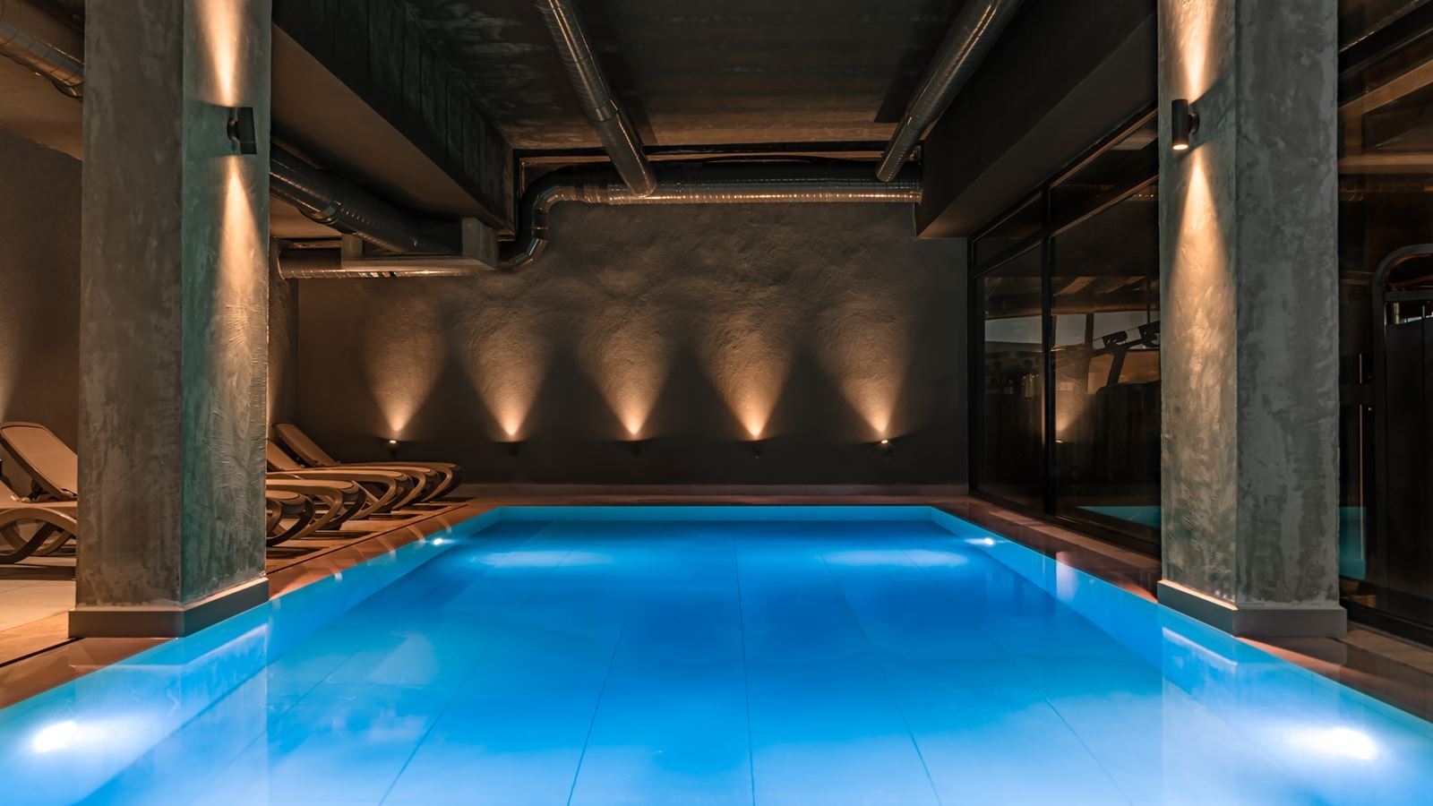 pools-indoor-pool
