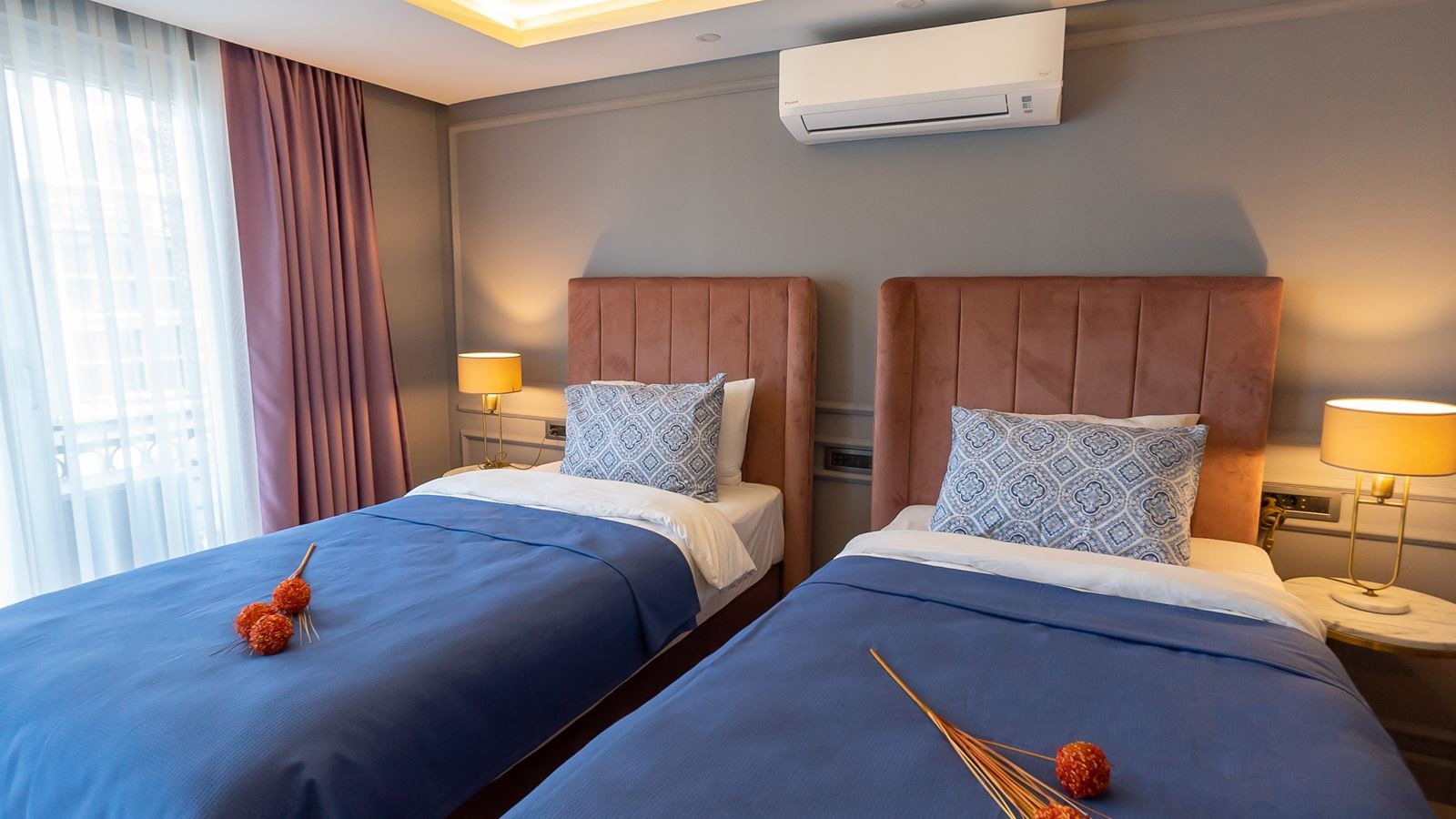 rooms-standard-twin-room