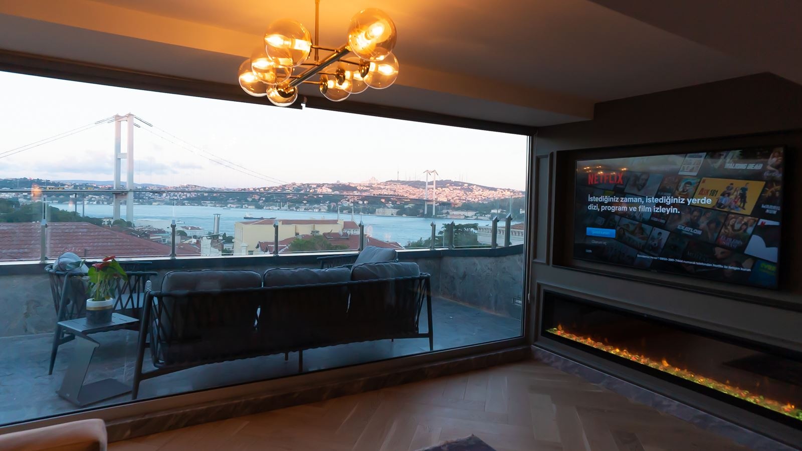 rooms-king-suite-bosphorus-view-with-terrace
