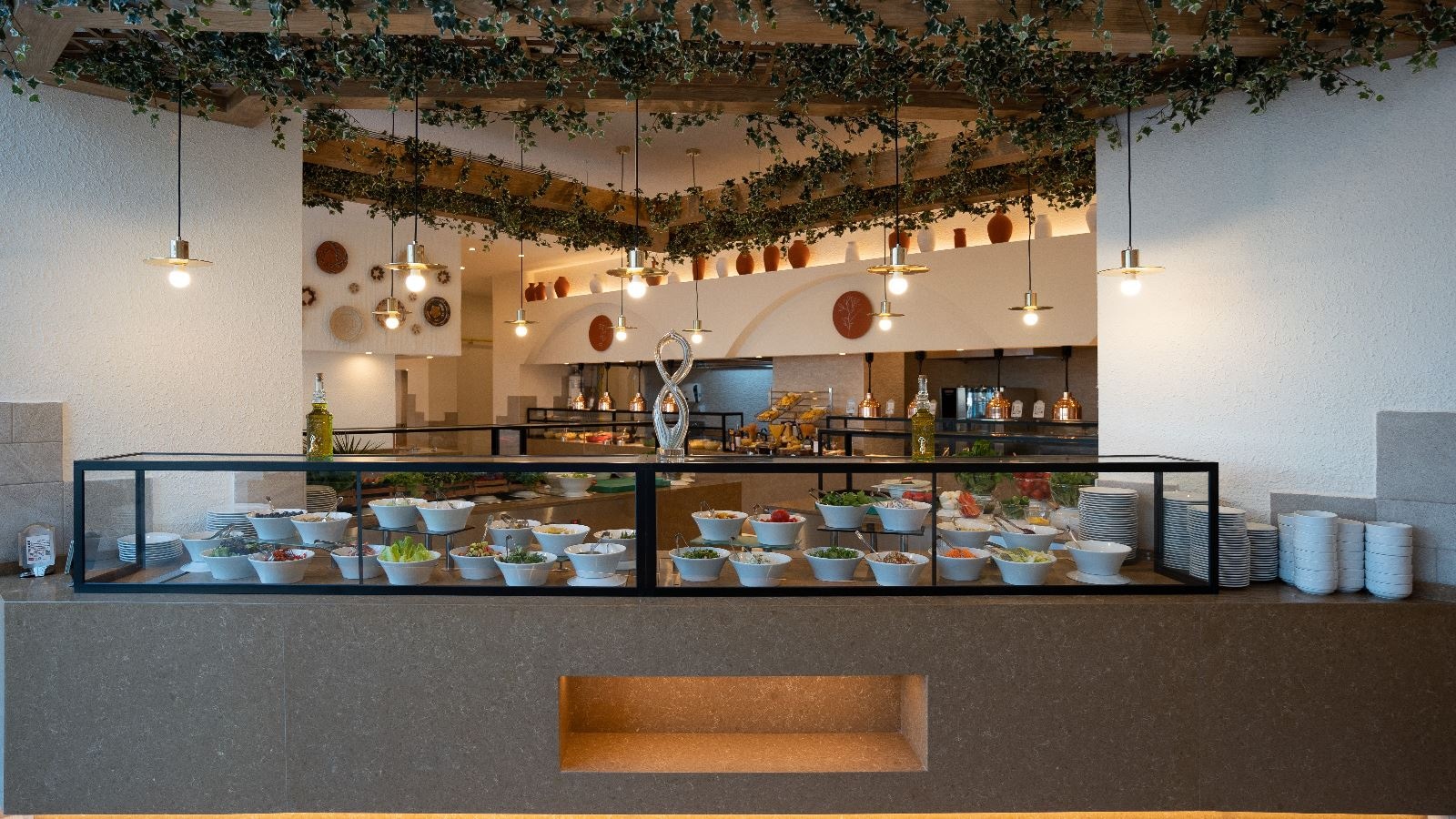 restaurants-myra-main-restaurant