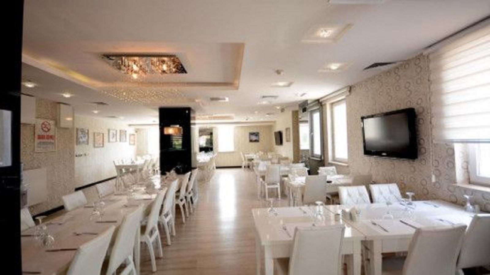 restaurants-ana--restuarant