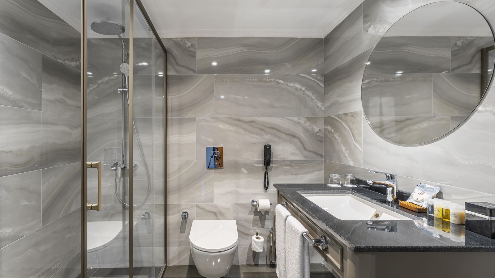 rooms-standart-land-view-room