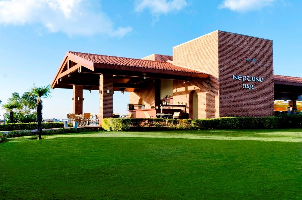 bars-neptuno