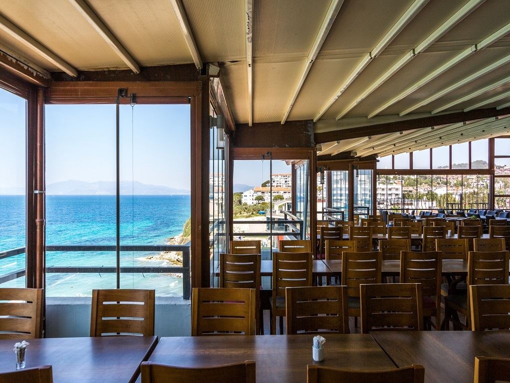 restaurants-restaurant