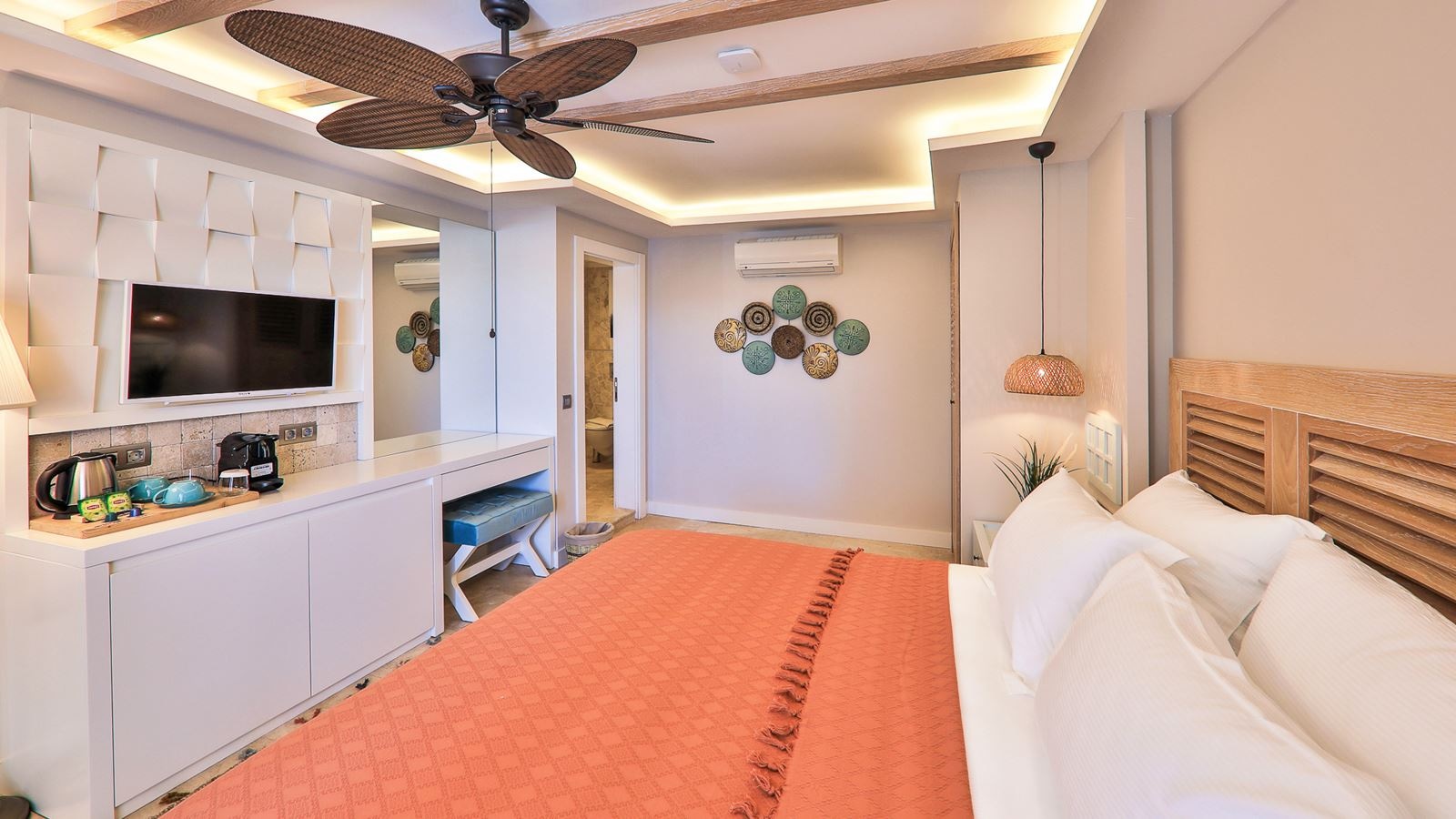 rooms-classic-partial-sea-view-room