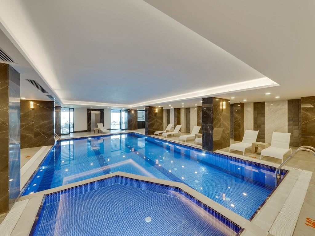 pools-indoor-pool