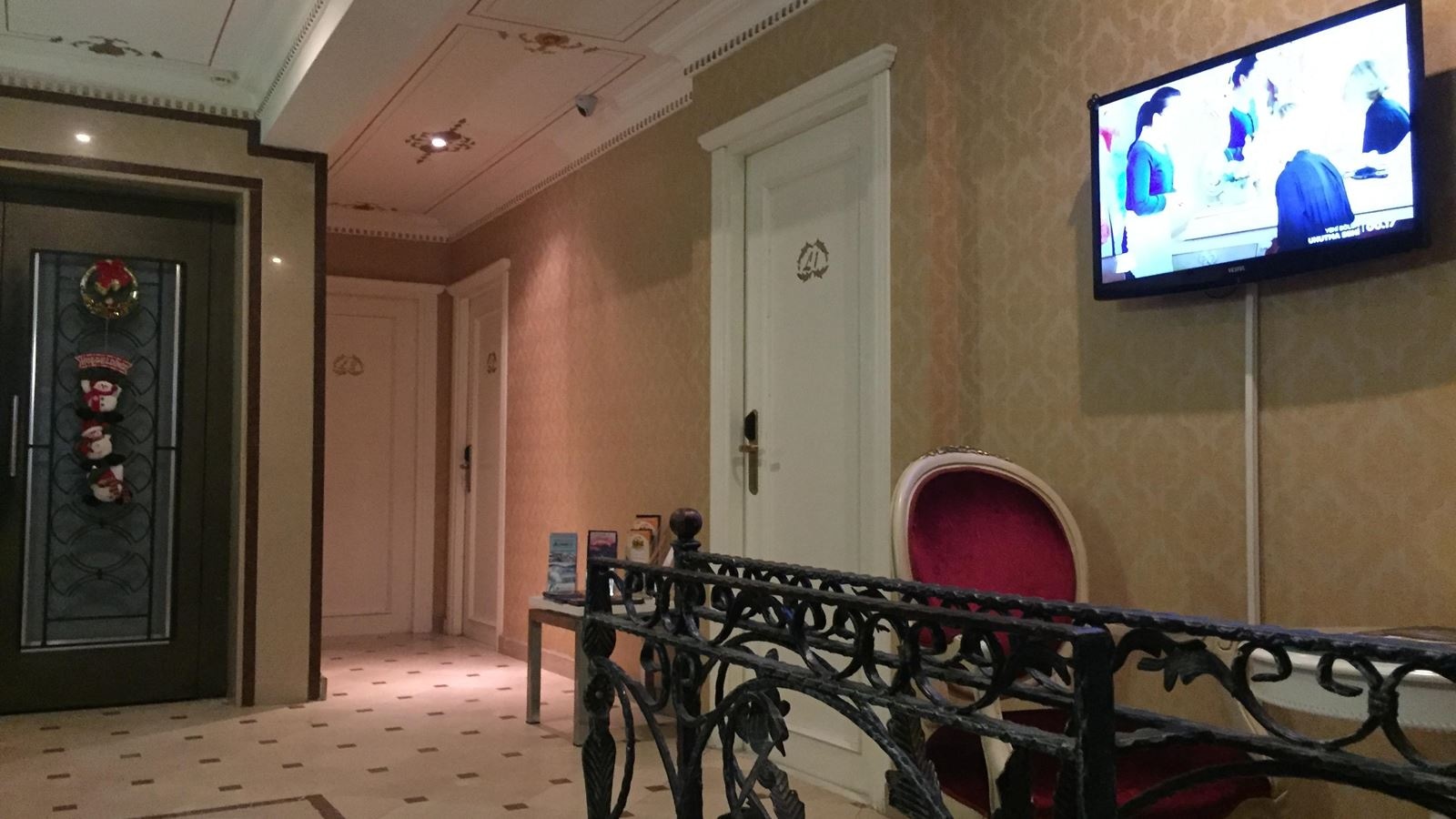 restaurants-restaurants