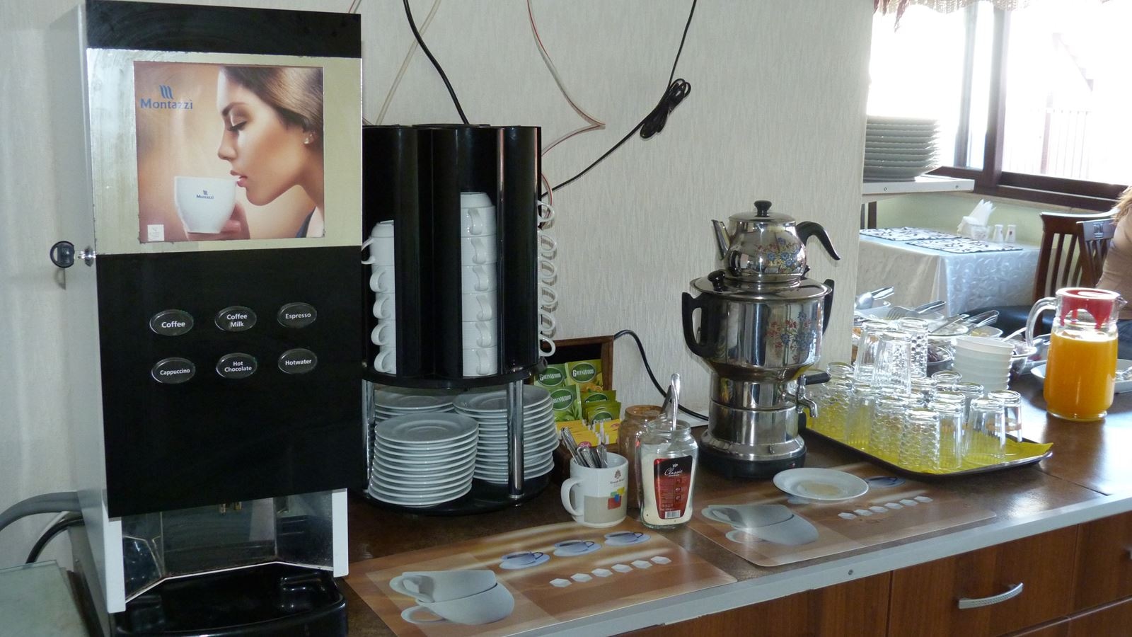 restaurants-restaurants