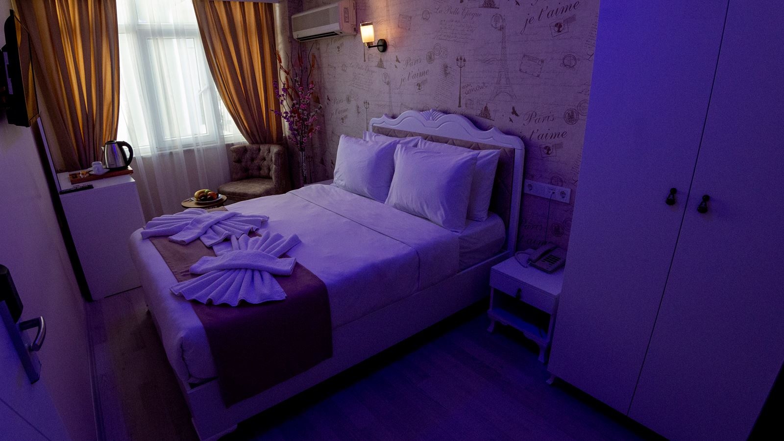 rooms-double-standard