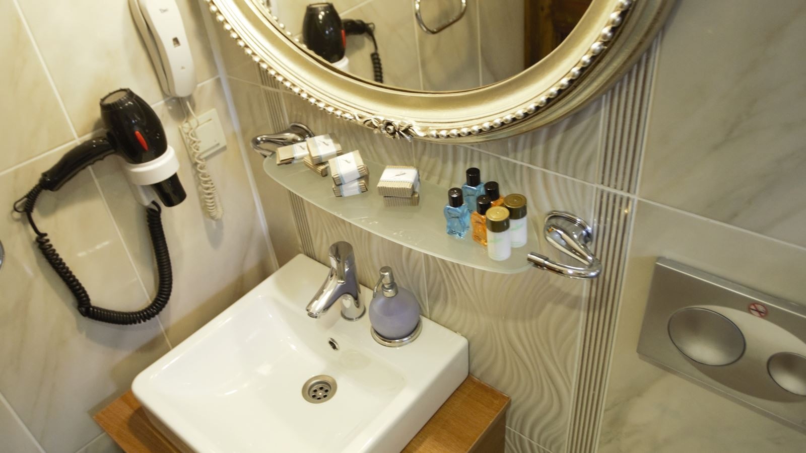 rooms-double-or-twin-classic