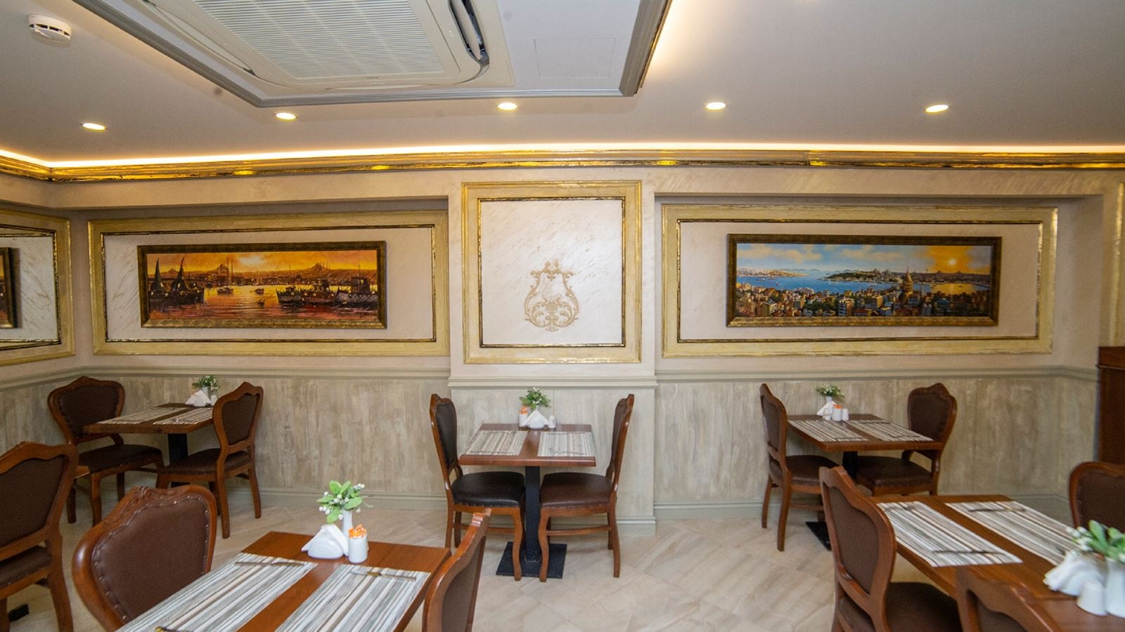 restaurants-restaurants