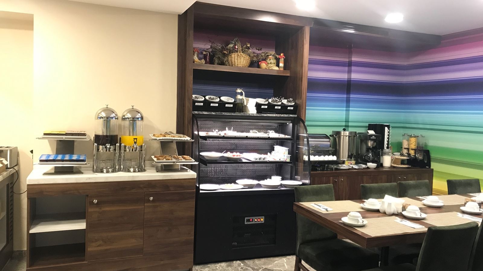 restaurants-restaurants