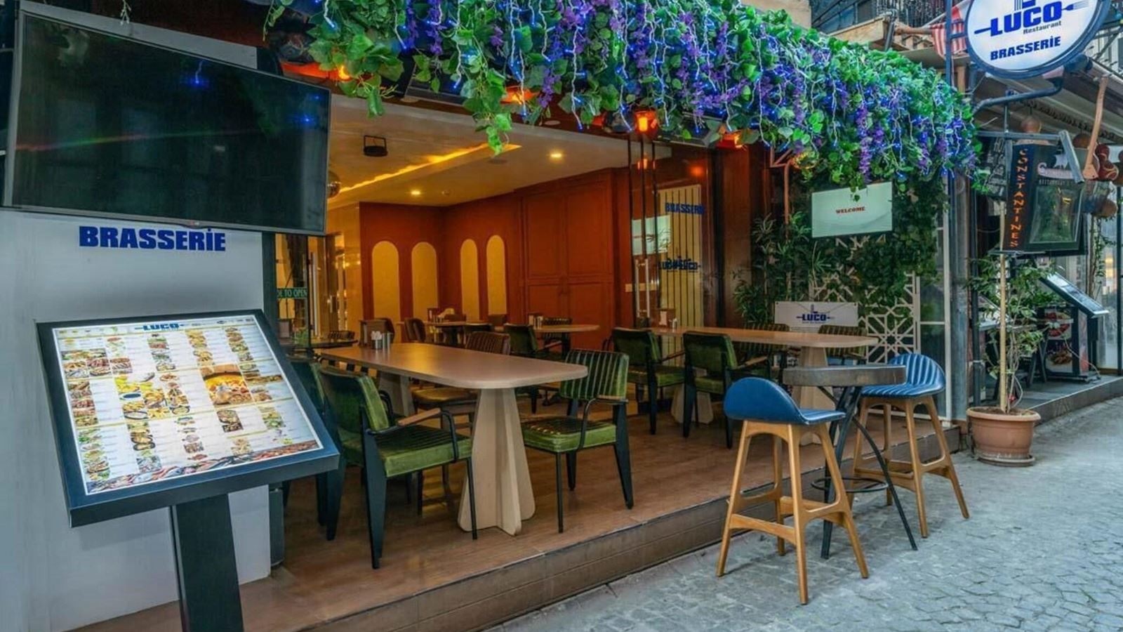 restaurants-restaurants