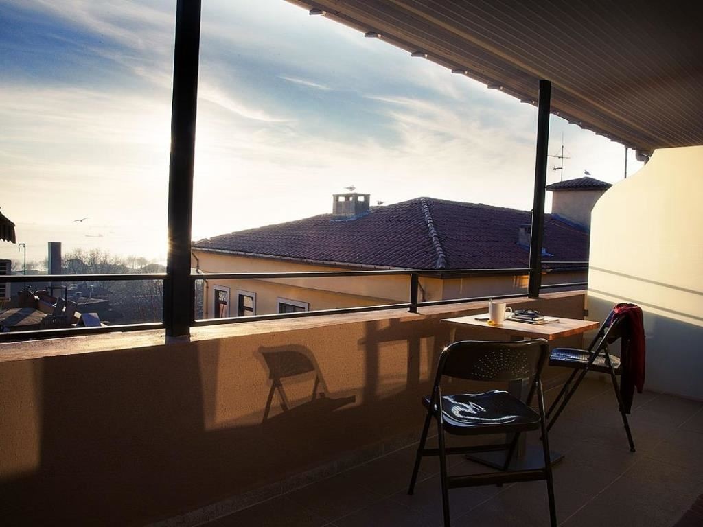 rooms-family-room-deluxe