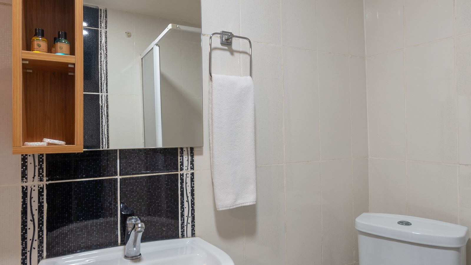 rooms-triple-economy