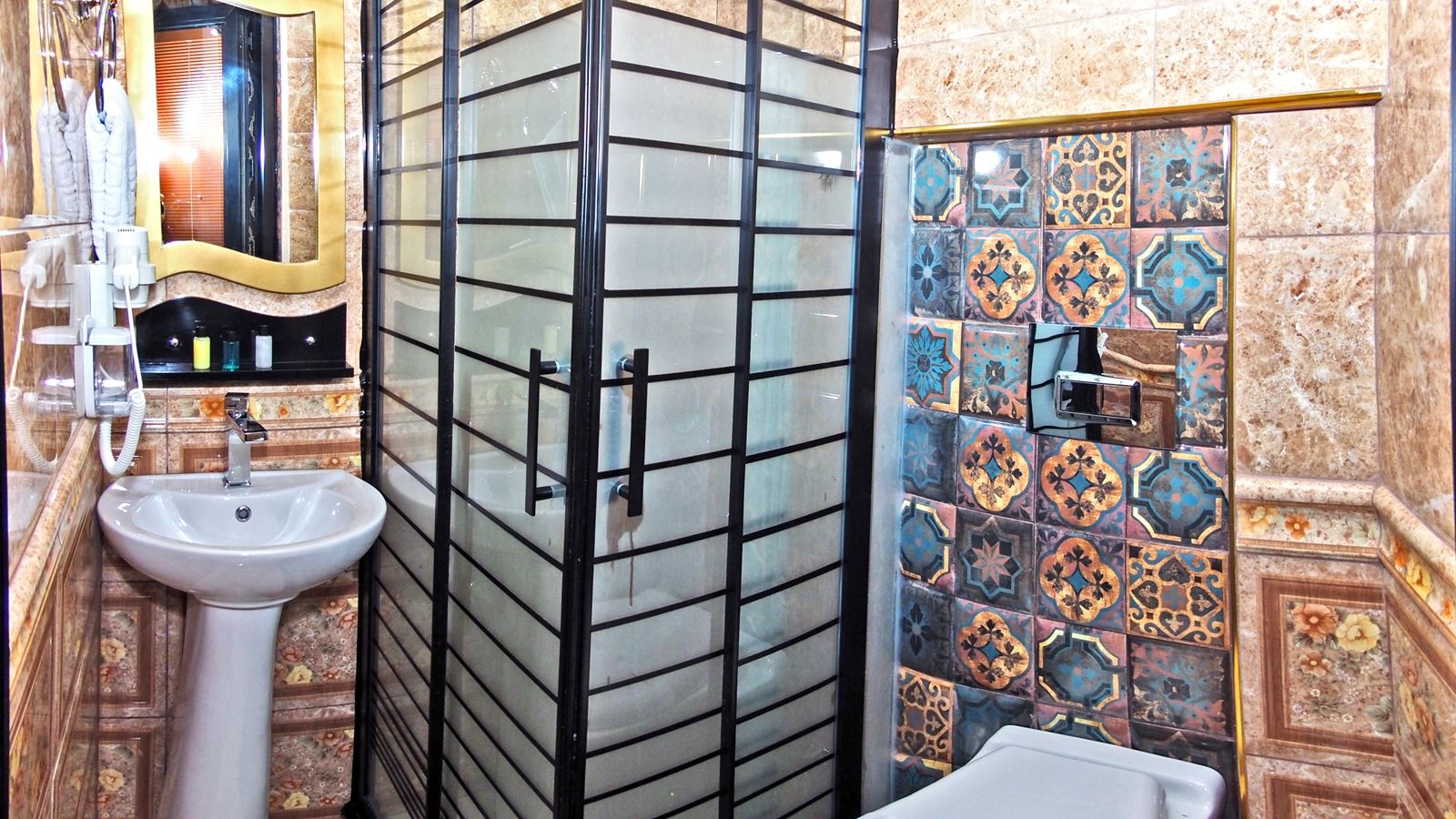 rooms-triple-two-beds