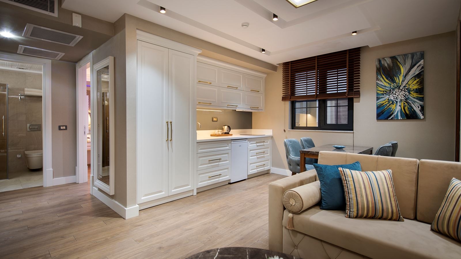 rooms-superior-suite