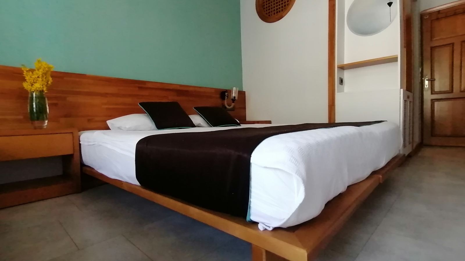 rooms-standard-double-or-twin-room