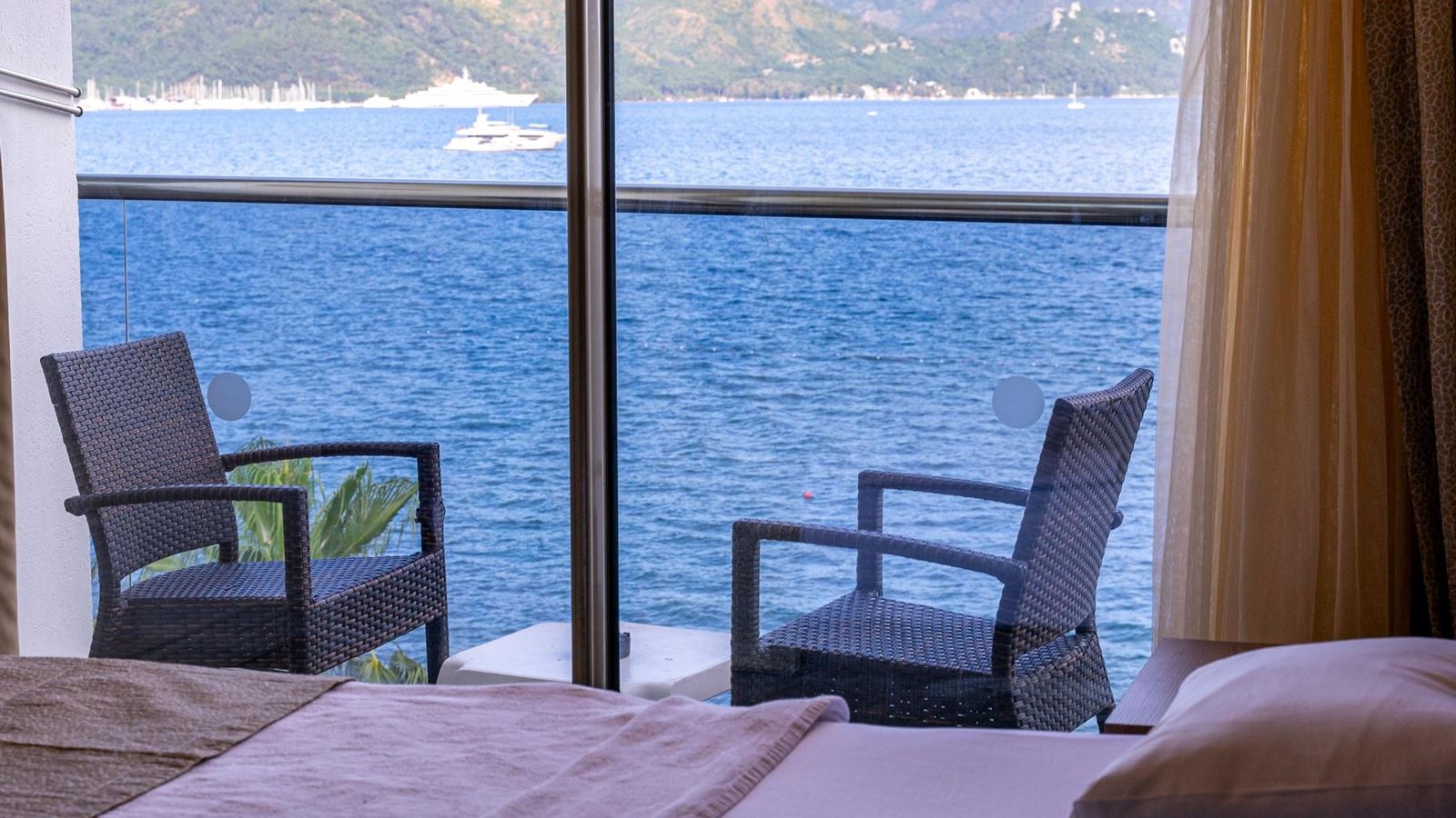 rooms-standard-room-sea-view