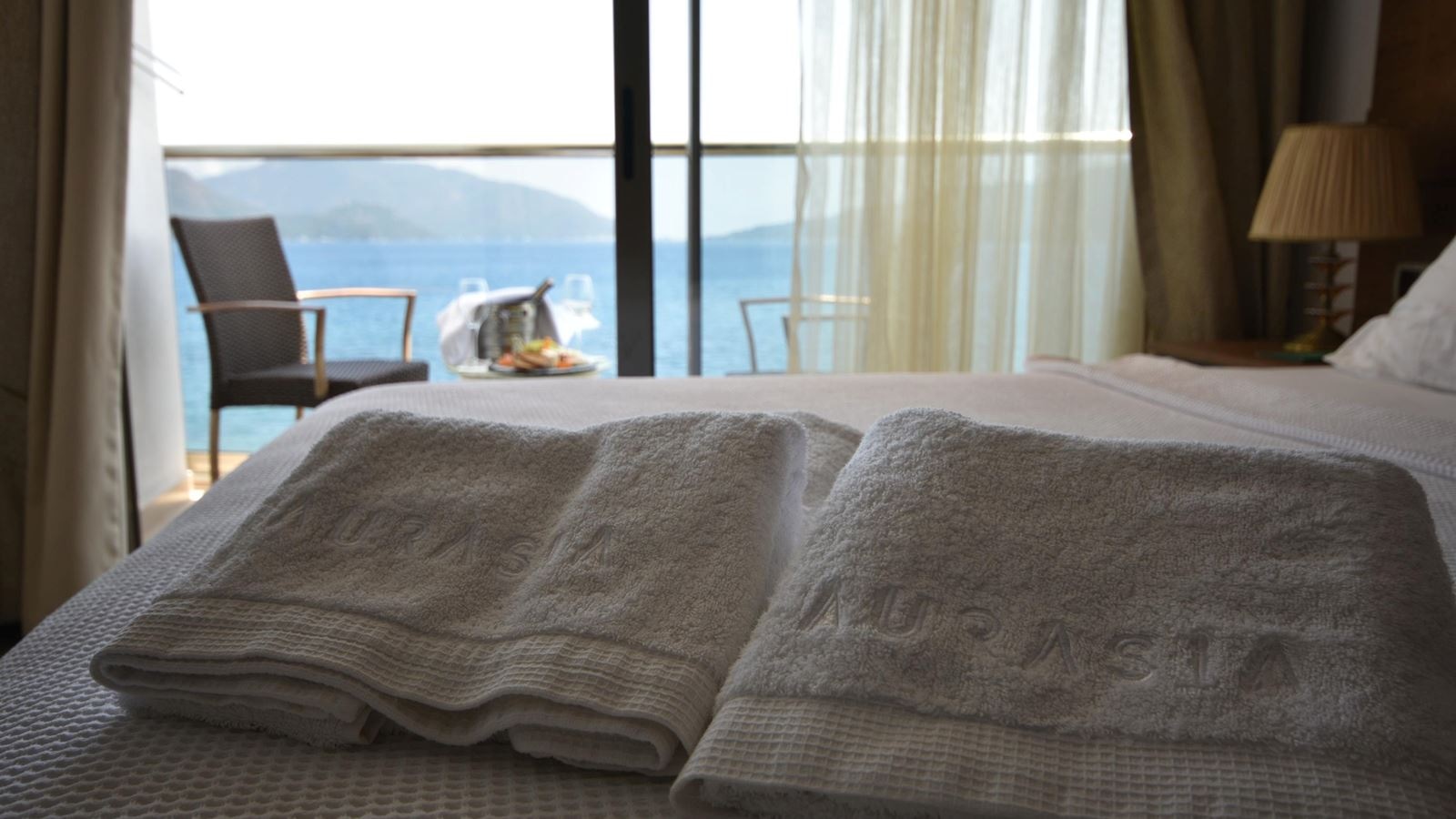 rooms-standard-room-sea-view