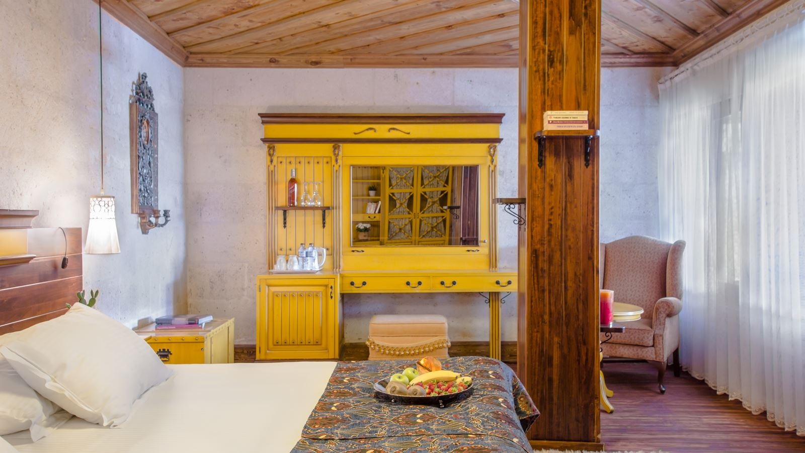 rooms-superior-stone