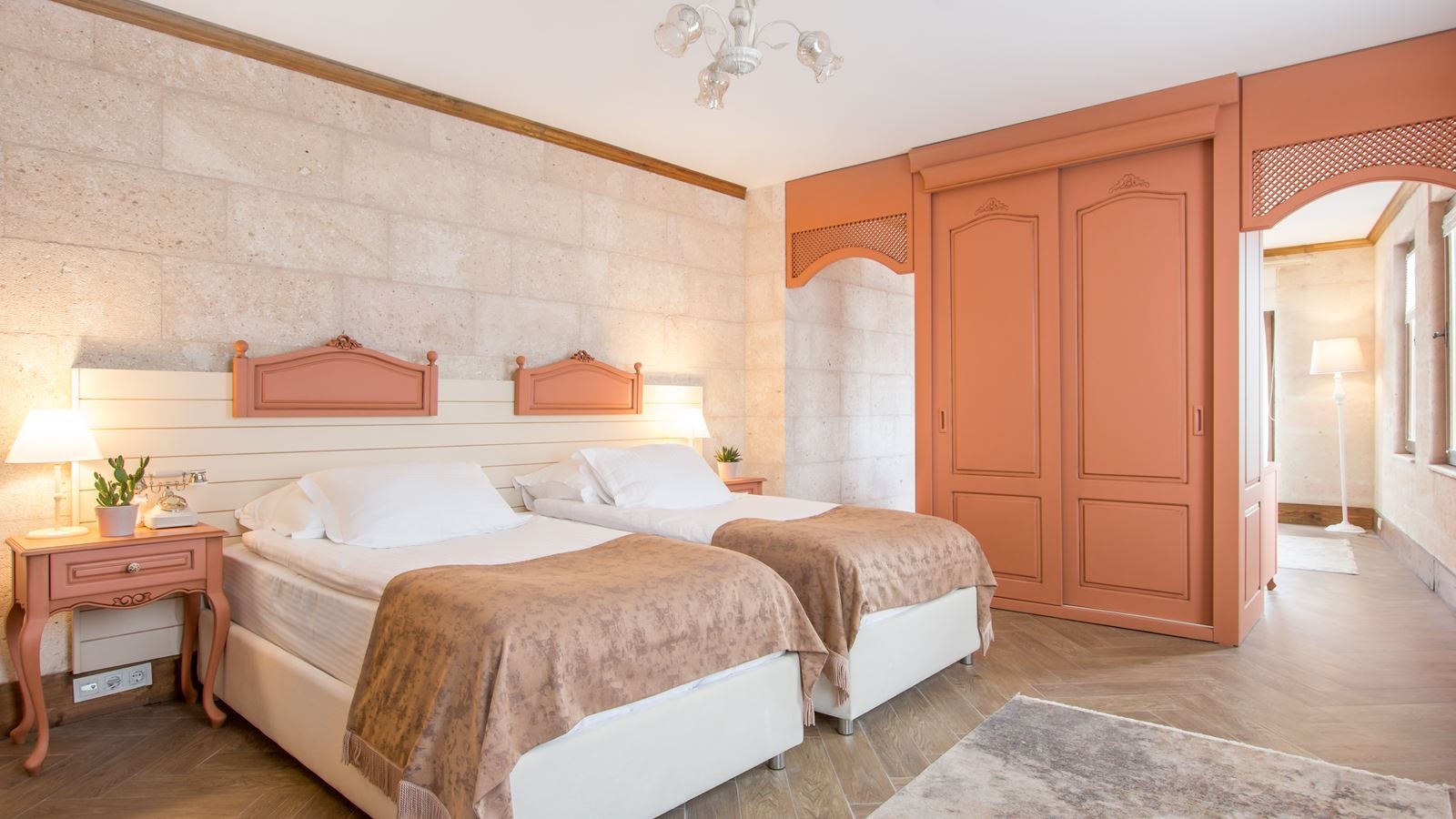 rooms-king-suite-stone