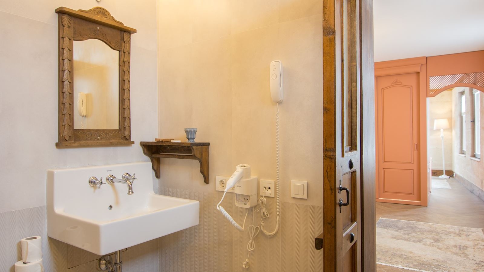 rooms-king-suite-stone