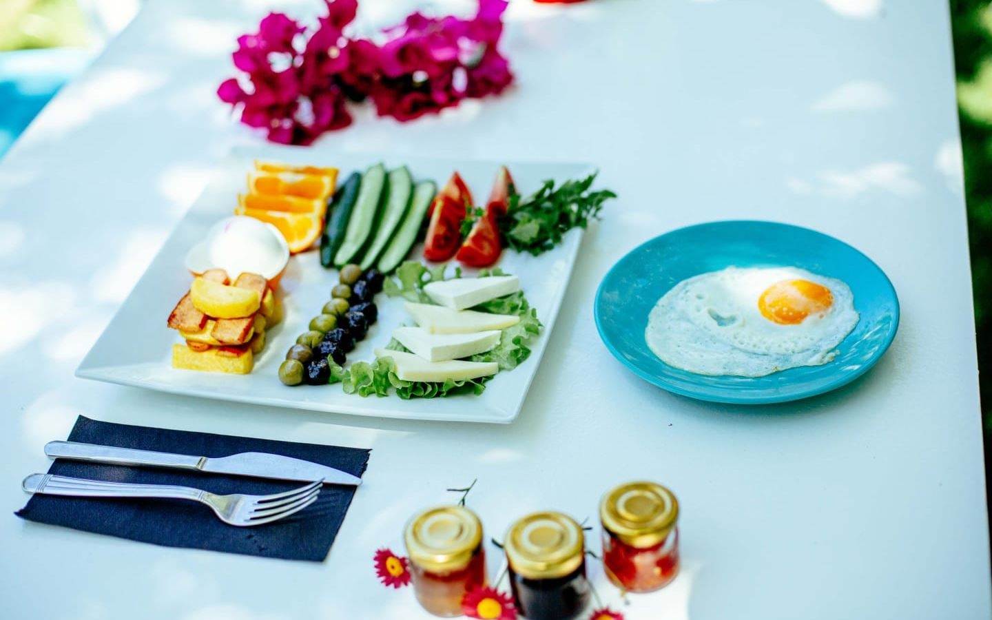 restaurants-restaurant