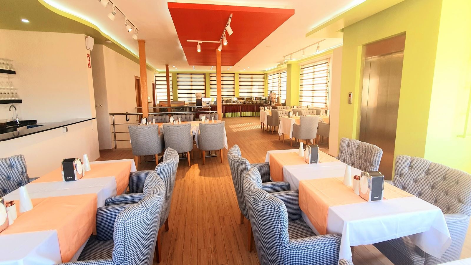 restaurants-main-restourant