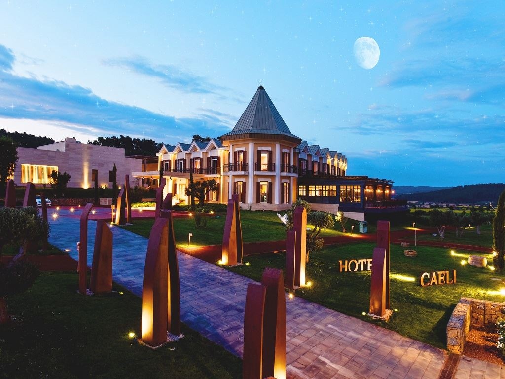 general-main-building