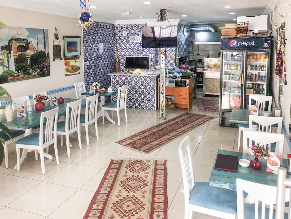 restaurants-restaurants