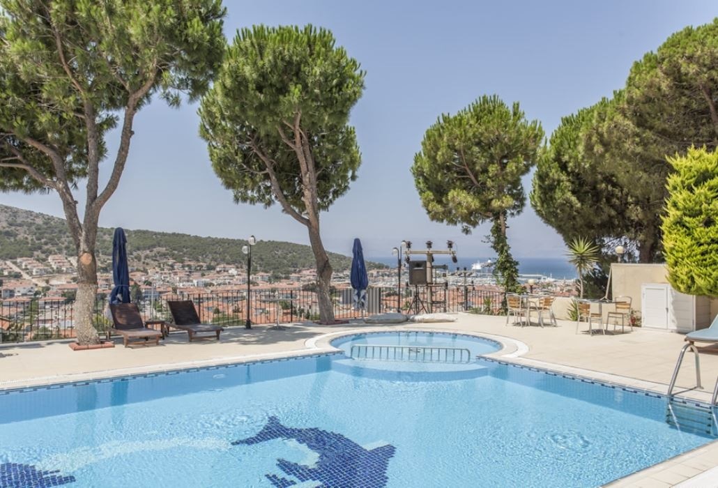 general-main-building