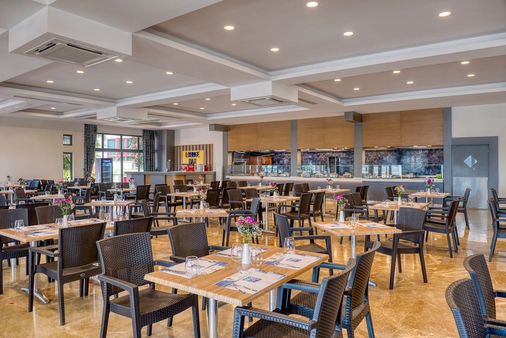 restaurants-snack-lounge